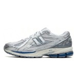 New Balance 1906R ホワイトシルバーグレー スニーカー – 軽量 & 通気性 New Balance 1906R ホワイトシルバーグレー レトロ ランニングシューズ - M1906RQA