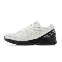 New Balance 1906R x COMME des GARÇONS Homme ホワイトブラック コラボ M1906RCO - クラシック、スタイリッシュ & 通気性抜群