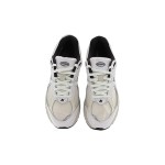 New Balance 2002R Atlas Lemon Haze スニーカー ML2002RQ New Balance 2002R Atlas Lemon Haze スニーカー ML2002RQ 側面ビュー