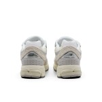 New Balance 2002R ベージュグレー スニーカー M2002REK New Balance 2002R ベージュグレー スニーカー M2002REK 側面ビュー