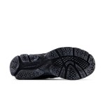 New Balance 2002R ブラックグレー スニーカー M2002RBV New Balance 2002R ブラックグレー スニーカー M2002RBV 側面ビュー