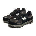 New Balance 2002R ブラック スニーカー M2002RR1 New Balance 2002R ブラック スニーカー M2002RR1 側面ビュー