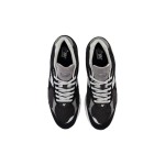 New Balance 2002R GORE-TEX ブラックグレー クラシックランニングスニーカー New Balance 2002R GORE-TEX ブラックグレー クラシックランニングシューズ