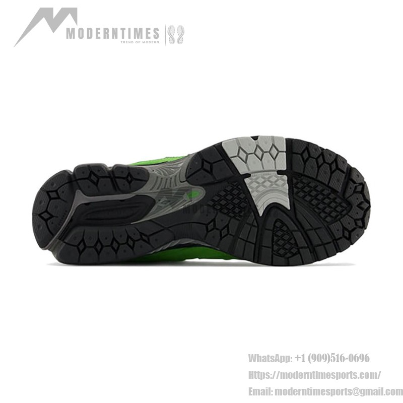 New Balance 2002R Good Vibes Pack グリーンアップル ランニングスニーカー New Balance 2002R Good Vibes Pack グリーンアップル ランニングシューズ