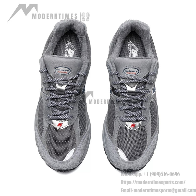 New Balance 2002R Grey Classic Running Sneakers New Balance 2002R Grey Classic Running Shoes