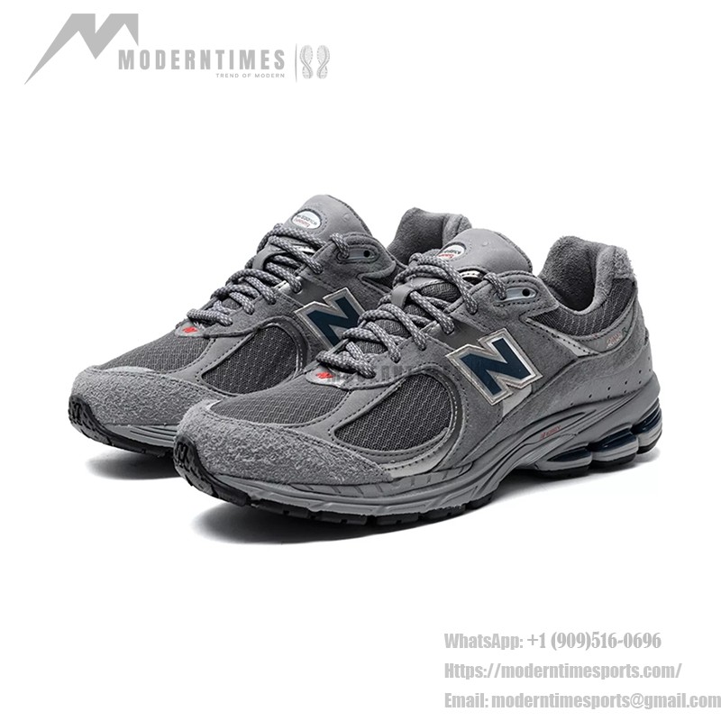 New Balance 2002R Grey Classic Running Sneakers New Balance 2002R Grey Classic Running Shoes
