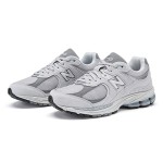 New Balance 2002R グレー クラシックランニングスニーカー ML2002R0 New Balance 2002R グレー クラシックランニングシューズ ML2002R0