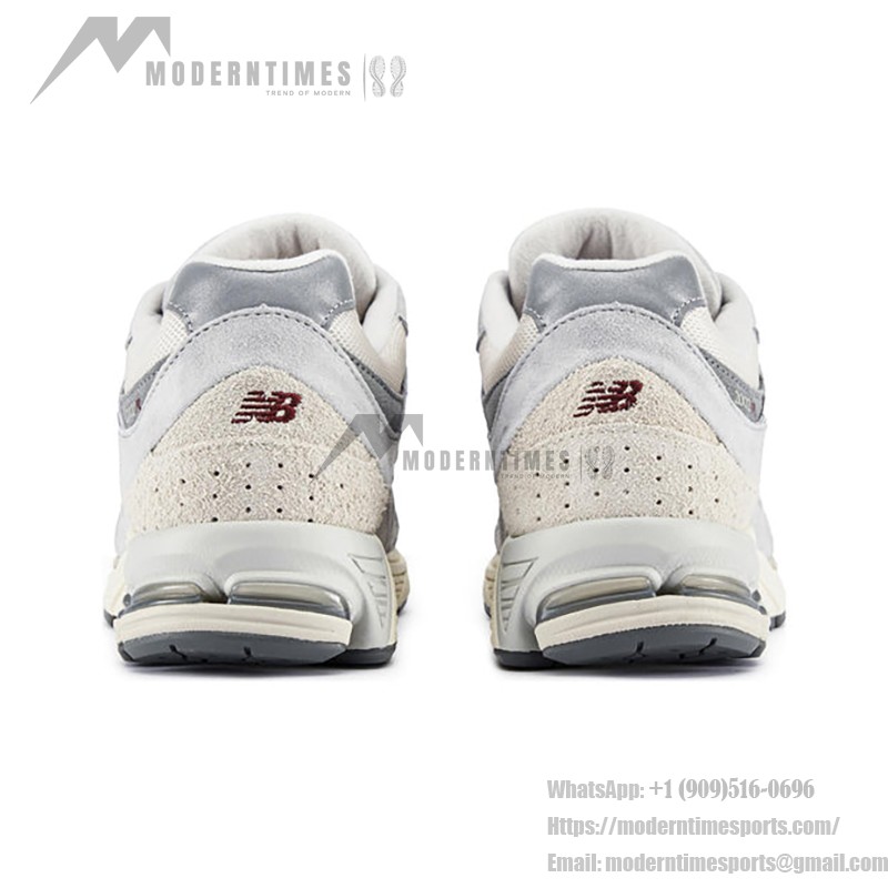 New Balance 2002R ルナニューイヤー コンクリートグレー クラシックランニングスニーカー M2002RLN New Balance 2002R ルナニューイヤー コンクリートグレー クラシックランニングシューズ M2002RLN
