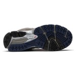 New Balance 2002R ポーチキャッスルグレー クラシックランニングスニーカー M2002RVA New Balance 2002R ポーチキャッスルグレー クラシックランニングシューズ M2002RVA