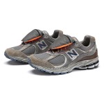 New Balance 2002R ポーチキャッスルグレー クラシックランニングスニーカー M2002RVA New Balance 2002R ポーチキャッスルグレー クラシックランニングシューズ M2002RVA