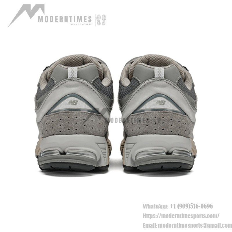 New Balance 2002R ポーチサマーフォググレー クラシックランニングスニーカー M2002RVC New Balance 2002R ポーチサマーフォググレー クラシックランニングシューズ M2002RVC