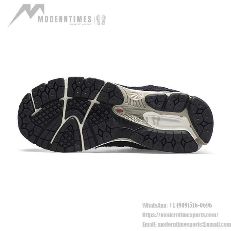 New Balance 2002R プロテクションパック ブラックグレー クラシックランニングスニーカー M2002RDJ New Balance 2002R プロテクションパック ブラックグレー クラシックランニングシューズ M2002RDJ