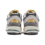 New Balance 2002R Protection Pack Rain Cloud M2002RDA – Stylish and Comfortable Sneakers New Balance 2002R Protection Pack Rain Cloud M2002RDA Sneaker – Suede and Mesh Design