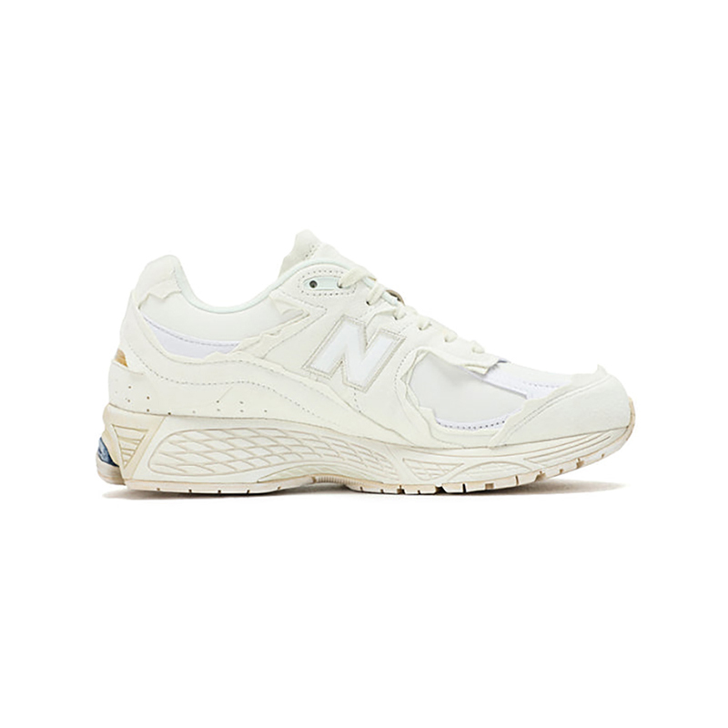 New Balance 2002R Protection Pack Sea Salt M2002RDC Sneaker – Suede and Mesh Design