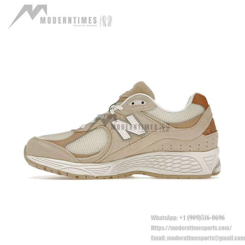 New Balance 2002R Sandstone M2002RSC – スタイリッシュで快適なスニーカー New Balance 2002R Sandstone M2002RSC スニーカー – スエードとメッシュデザイン