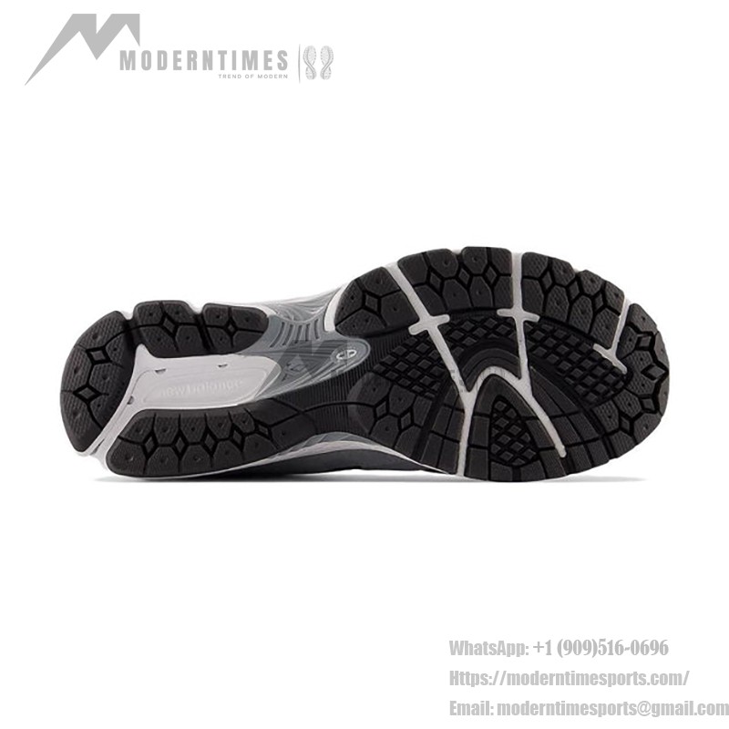 New Balance 2002R Steel Orca M2002RST – スタイリッシュで快適なスニーカー New Balance 2002R Steel Orca M2002RST スニーカー – スエードとメッシュデザイン