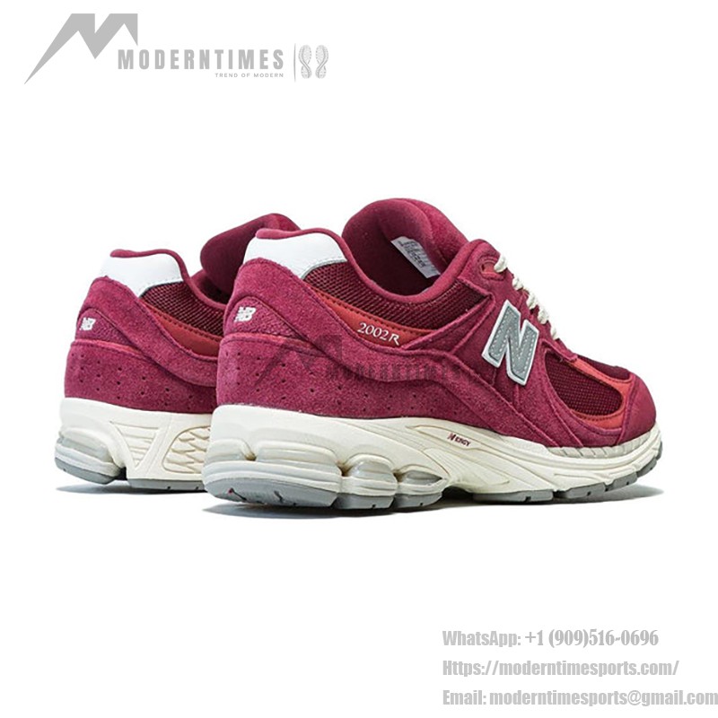 New Balance 2002R Suede Pack Garnet Deep Earth Red M2002RHA – スタイリッシュで快適なスニーカー New Balance 2002R Suede Pack Garnet Deep Earth Red M2002RHA スニーカー – スエードとメッシュデザイン