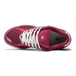 New Balance 2002R Suede Pack Garnet Deep Earth Red M2002RHA – スタイリッシュで快適なスニーカー New Balance 2002R Suede Pack Garnet Deep Earth Red M2002RHA スニーカー – スエードとメッシュデザイン