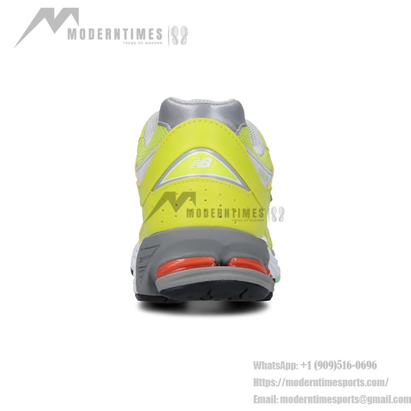 New Balance 2002R Sulphur Yellow M2002RLC – スタイリッシュで快適なスニーカー New Balance 2002R Sulphur Yellow M2002RLC スニーカー – スエードとメッシュデザイン