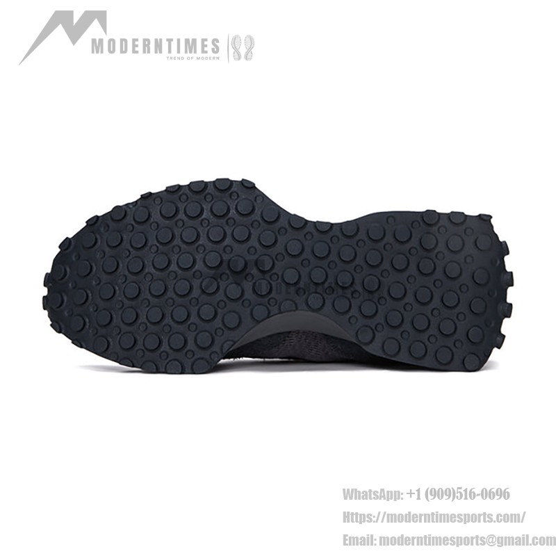 New Balance 327 Black Grey U327WVE レトロ スニーカー New Balance 327 Black Grey U327WVE Retro Sneakers メンズ・レディース用