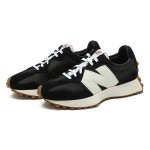 New Balance 327 Black White Gum WS327BL レトロ スニーカー New Balance 327 Black White Gum WS327BL Retro Sneakers メンズ・レディース用