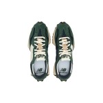 New Balance 327 Green Brailed U327WVD レトロ スニーカー New Balance 327 Green Brailed U327WVD Retro Sneakers メンズ・レディース用