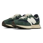 New Balance 327 Green Brailed U327WVD レトロ スニーカー New Balance 327 Green Brailed U327WVD Retro Sneakers メンズ・レディース用