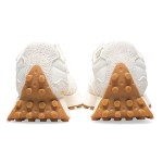 New Balance 327 Sea Salt Golden Hour MS327BY レトロ スニーカー New Balance 327 Sea Salt Golden Hour MS327BY Retro Sneakers メンズ・レディース用