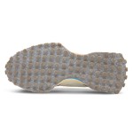 New Balance 327 MS327RG ホワイト グレー レトロランニングシューズ オレンジのアクセント付き New Balance 327 MS327RG ホワイト グレー レトロランニングシューズ