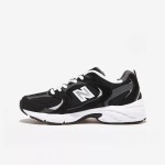 New Balance 530 MR530CC ブラックグレー レトロランニングシューズ New Balance 530 MR530CC クラシックブラックグレーランニングシューズ ABZORBクッション付き