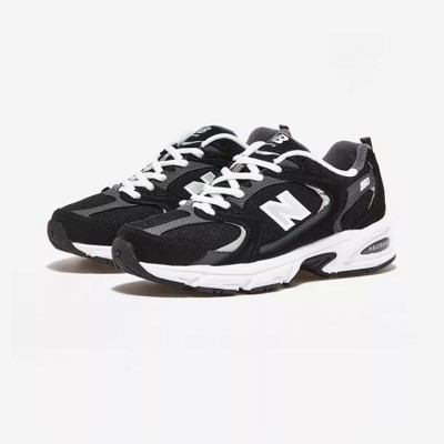 New Balance 530 MR530CC クラシックブラックグレーランニングシューズ | レトロスタイルと快適性
