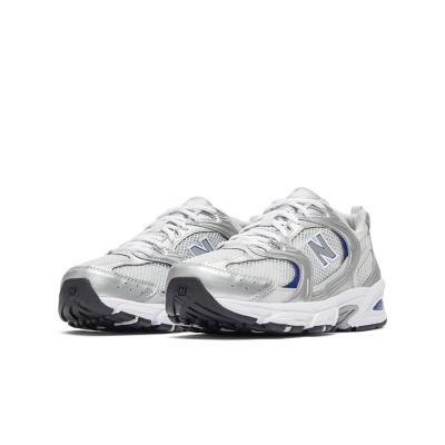 New Balance 530 MR530BS ライトグレー シルバーブルー レトロランニングシューズ | スタイルと快適さの完璧な融合