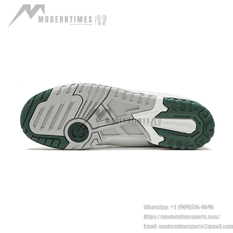 New Balance 550 BB550PWC ナイトウォッチグリーン レトロスニーカー New Balance 550 BB550PWC ナイトウォッチグリーン レトロスニーカー