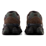 New Balance 9060 "Beef & Broccoli" – 高級スエードのレトロスニーカー New Balance 9060 "Beef & Broccoli" U9060OUT レトロスニーカー – スタイリッシュで快適