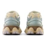 New Balance 9060 "Blue Haze" – 高級スエードのレトロスニーカー New Balance 9060 "Blue Haze" U9060FNB レトロスニーカー – ソフトブルー & 快適