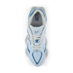 New Balance 9060 U9060EED「クロームブルー」- 通気性抜群のダッドスニーカー New Balance 9060 U9060EED「クロームブルー」- スタイリッシュなレトロランニングシューズ