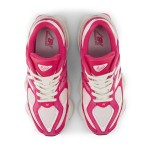 New Balance 9060 U9060FP「フクシアピンク」- 通気性抜群のダッドスニーカー New Balance 9060 U9060FP「フクシアピンク」- スタイリッシュなレトロランニングシューズ