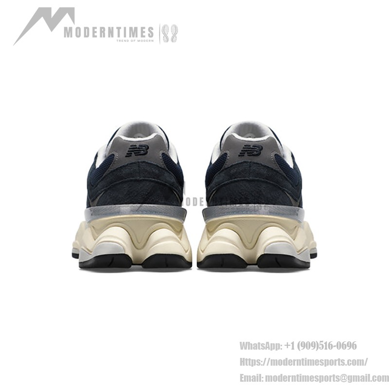 New Balance 9060 U9060ECB「アウタースペース」- 通気性抜群のダッドスニーカー New Balance 9060 U9060ECB「アウタースペース」- 未来的デザインのレトロランニングシューズ