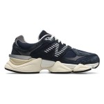 New Balance 9060 U9060ECB「アウタースペース」- 通気性抜群のダッドスニーカー New Balance 9060 U9060ECB「アウタースペース」- 未来的デザインのレトロランニングシューズ