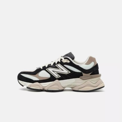 New Balance 9060 U9060BLZ「シーソルト ボーン ベージュ ピンク」レトロランニングシューズ - 通気性ダッドスニーカー