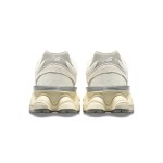New Balance 9060 U9060ECA「シーソルト」- 通気性抜群のダッドスニーカー New Balance 9060 U9060ECA「シーソルト」- スタイリッシュで快適なレトロランニングシューズ