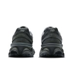 New Balance 9060 U9060ZGB「シャドウグレー キャッスルロック ブラック」- 通気性の高いダッドスニーカー New Balance 9060 U9060ZGB「シャドウグレー キャッスルロック ブラック」- スタイリッシュで快適なレトロランニングシューズ
