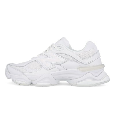 New Balance 9060「Triple White」U9060NRJ レトロランニングシューズ – ミニマル & スタイリッシュなダッドスニーカー