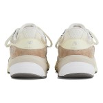 New Balance 990v6 Made in USA Cream M990SS6 – Comfortable and Stylish Suede Mesh Sneakers New Balance 990v6 Made in USA Cream M990SS6 – Premium Suede and Mesh Sneakers in Cream
