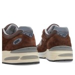 New Balance 991v2 U991BR2 – クラシックなピンコーンブラウンのスエード&メッシュスニーカーで最大の快適さ New Balance 991v2 Made in England Pinecone U991BR2 – プレミアムスエード&メッシュスニーカーで快適さとレトロなスタイル