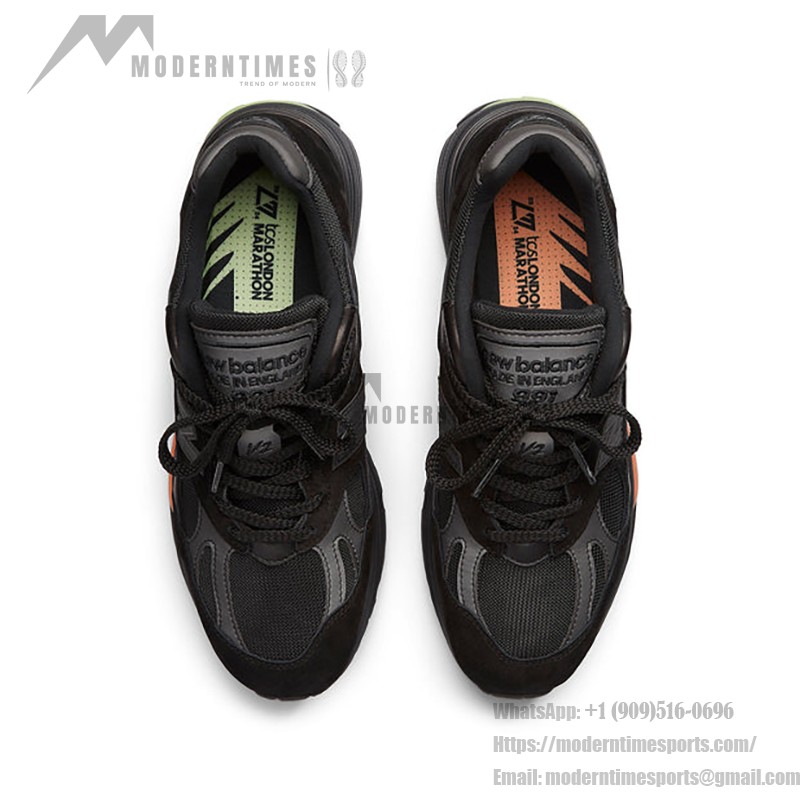 New Balance 991v2 U991LD2 – スタイルとサポートのためのブラックスエードスニーカー New Balance 991v2 Made in UK London Marathon U991LD2 – プレミアムブラックスエード&メッシュスニーカーで快適さ