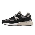 New Balance 992 M992EB – 快適さと耐久性のためのブラックスエードスニーカー New Balance 992 Made in USA M992EB – プレミアムブラックスエード&メッシュスニーカーで快適さ