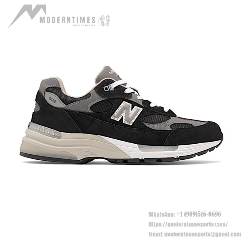 New Balance 992 M992EB – 快適さと耐久性のためのブラックスエードスニーカー New Balance 992 Made in USA M992EB – プレミアムブラックスエード&メッシュスニーカーで快適さ