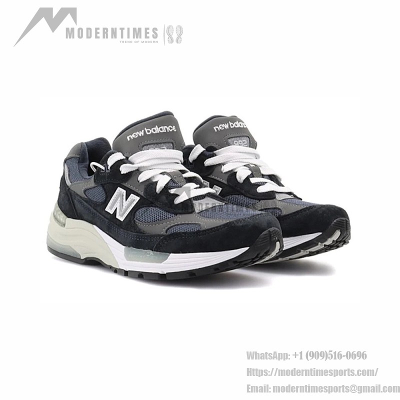 New Balance M992GG Navy Blue & Dark Grey Lifestyle Running Shoes New Balance M992GG Navy Blue and Dark Grey Sneakers Front View