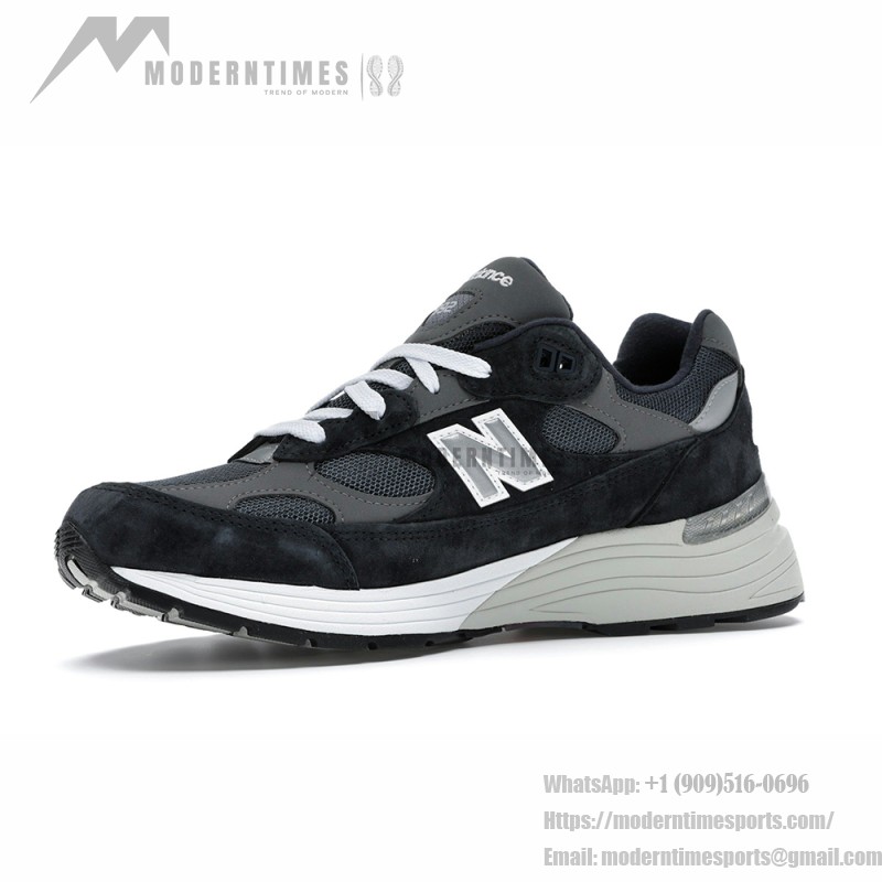 New Balance M992GG Navy Blue & Dark Grey Lifestyle Running Shoes New Balance M992GG Navy Blue and Dark Grey Sneakers Front View